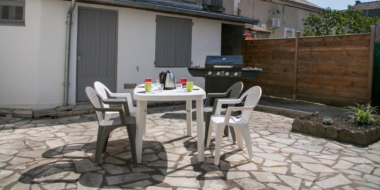 Appartement Avec Terrasse 페리괴 외부 사진